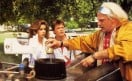 En los 80´s el doc Emmett Brown proponía generar electricidad a partir de basura. Hoy Lotus busca generar combustión de una manera similar.