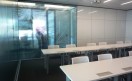 Espacio de capacitación La sala de capacitaciones se utiliza para casos puntuales ya que la mayoría del trabajo lo hacen partners como Compueducación.