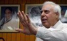 Sibal quiere impedir que los ciudadanos de la India hablen mal del gobierno en las redes sociales.