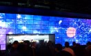 El stand de LG presentaba de manera constante un gigante e impactante show en 3D. El stand de LG presentaba de manera constante un gigante e impactante show en 3D.