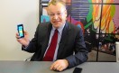 Stephen Elop, CEO de Nokia, confía en el éxito de la serie Lumia, equipada con Windows Phone