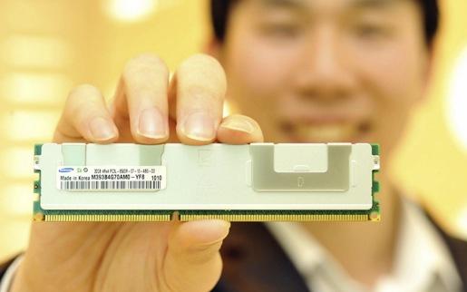 Los fabricantes ya lanzan pruebas de sus memorias DDR4, pero parece que el mercado aún no está del todo listo.