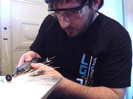 LoKi cortando lateral para mini-pc 2