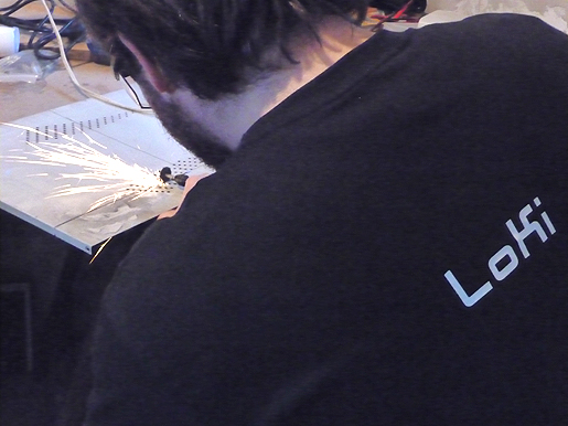 LoKi cortando lateral para mini-pc