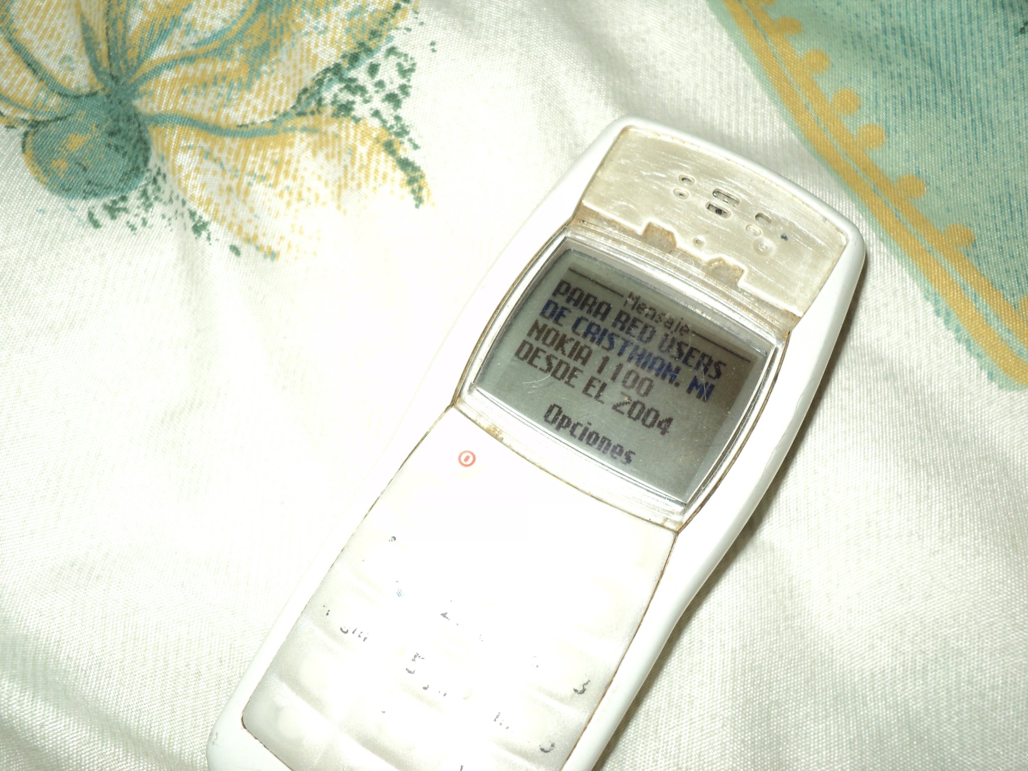 ¡El Nokia 1100 del ganador, con dedicatoria para RedUSERS y todo!