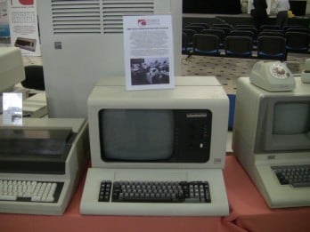 IBM 5520 Administrative System, una computadora de oficina nacida en 1979.