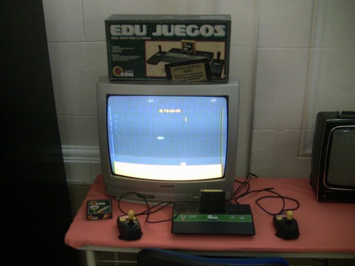 El Edu Juegos, el clon de Atari 2600 más popular de la Argentina.