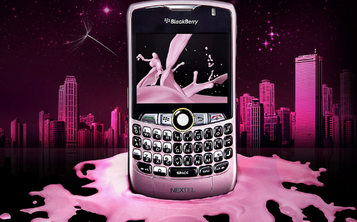 Blackberry presenta Pink Power, smartphone para chicas