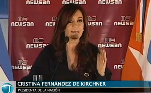 La presidenta Cristina Fernández en la inauguración de la planta (Crédito: Canal Youtube de Telam).