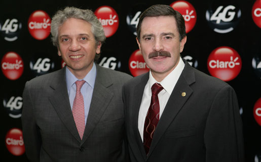 Fernando Del Río y Rogelio Viesca, Director de Mercado Masivo y CEO de Claro, respectivamente.