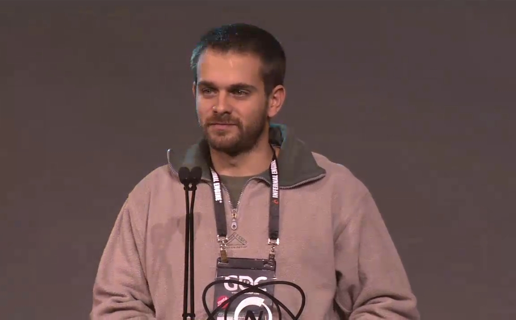 Daniel Benmergui durante la entrega de su reconocimiento en el IGF.