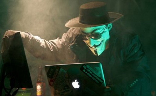 Anonymous ataca de nuevo, golpeando a gobiernos grandes y pequeños.