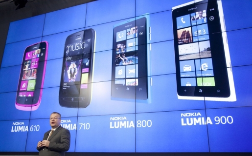La línea Lumia no pudo revertir la debacle de Nokia.