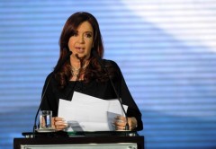 Cristina Fernádez inauguró el datacenter de ArSat en Benavidez y aprovechó para anunciar la llegada del operador móvil estatal.