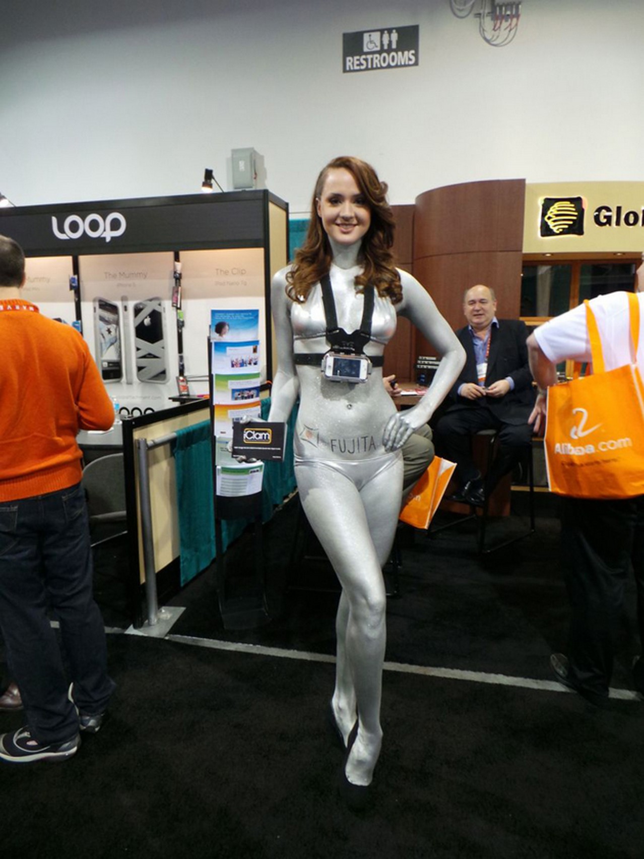 CES2013-boothbabes0001