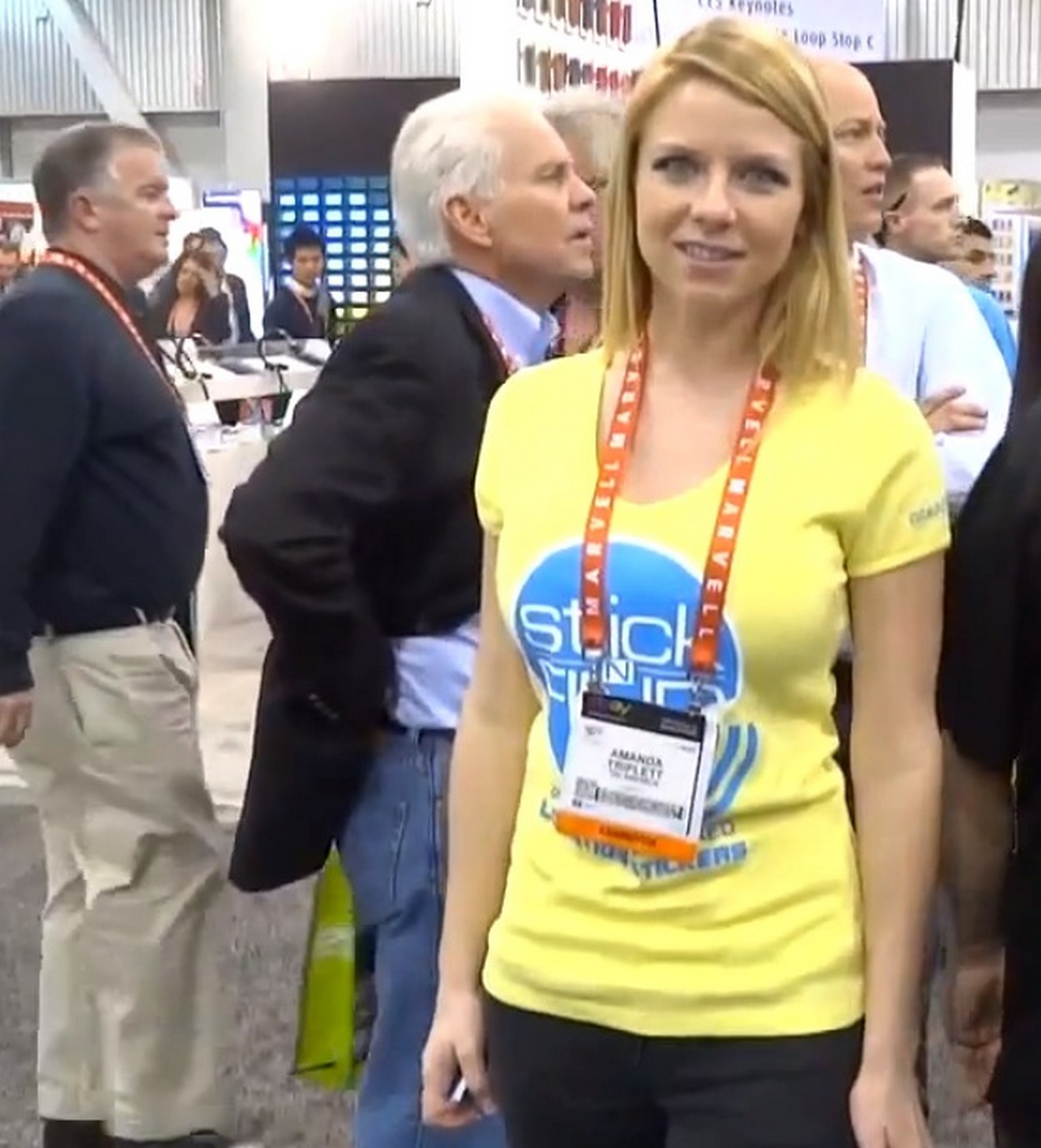 CES2013-boothbabes0008