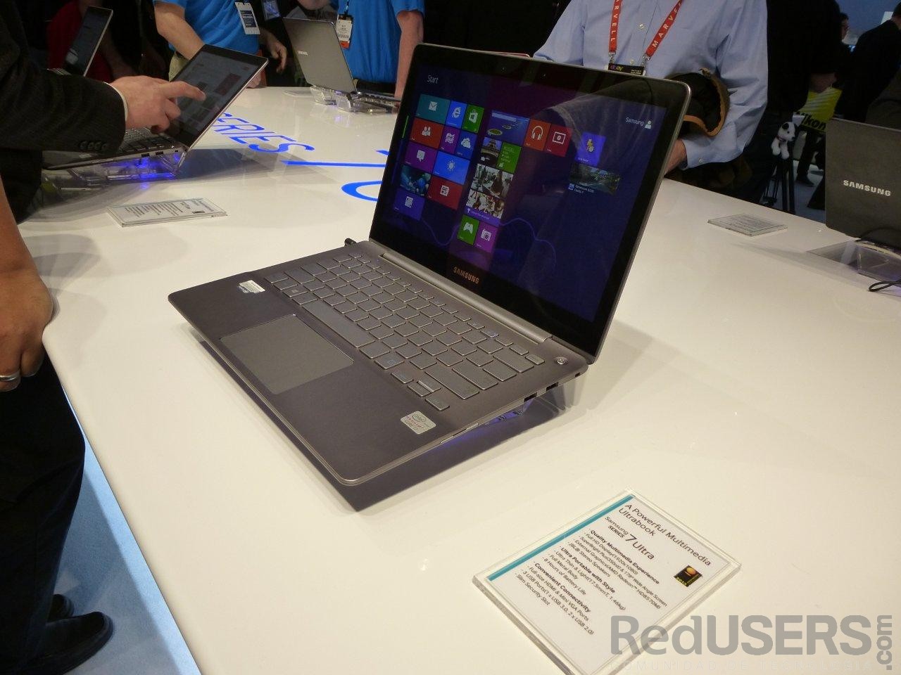Ultrabooks, las grandes protagonistas de la CES 2012, vuelven a estar presentes este año Ultrabooks, las grandes protagonistas de la CES 2012, vuelven a estar presentes este año