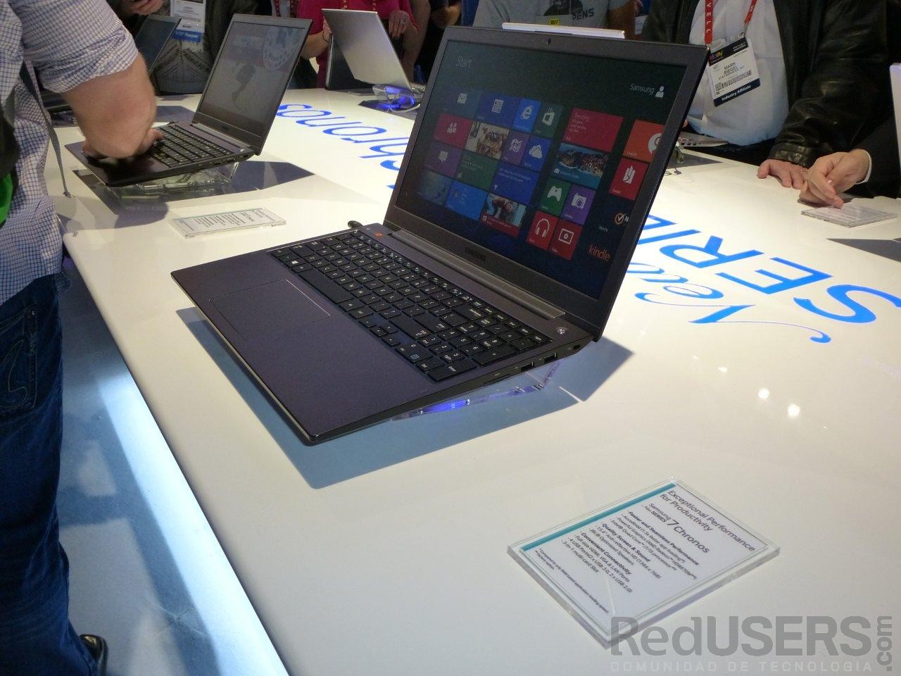 Otra Ultrabook, la Serie 7 Chronos Otra Ultrabook, la Serie 7 Chronos