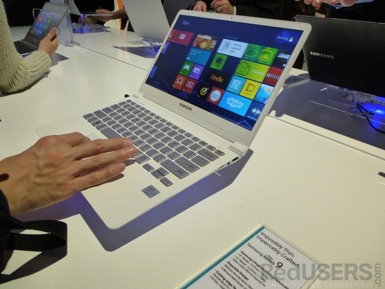 Nuevos colores y Windows 8 en la nueva Serie 9 Nuevos colores y Windows 8 en la nueva Serie 9