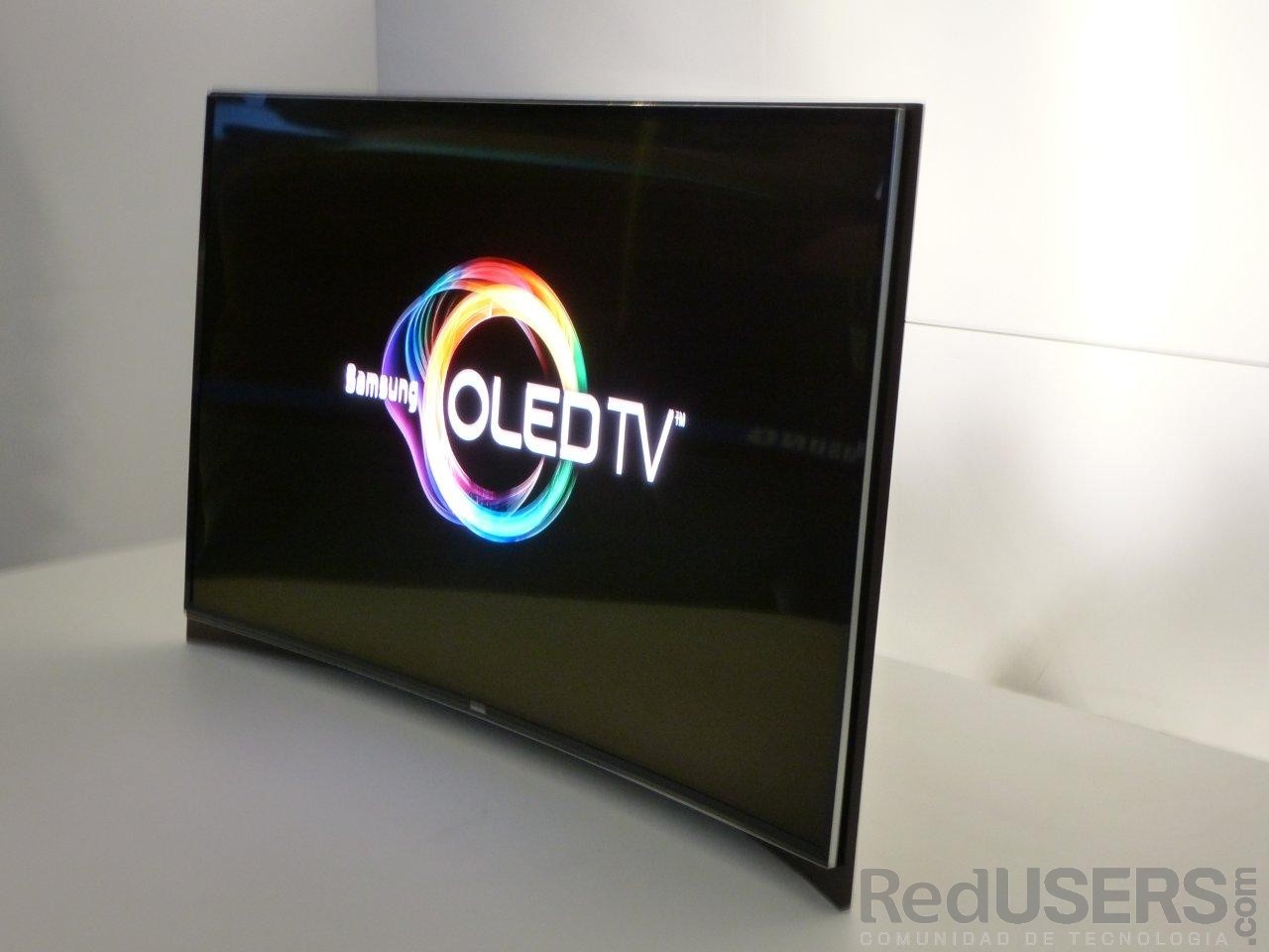 habrá que esperar para ver el OLED curvo en el mercado