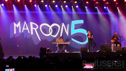 La banda Maroon 5 estuvo a cargo del cierre.