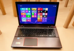 La Toshiba Qosmio X875 y su estilo "Viuda Negra sofisticado"