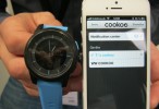 Cookoo Watch se sincroniza fácilmente con el iPhone.