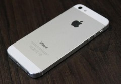 Apple podría tener varios iPhone en carpeta.