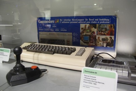 Si promedian los 30, no pueden dejar de emocionarse ante la presencia de una Commodore 64.