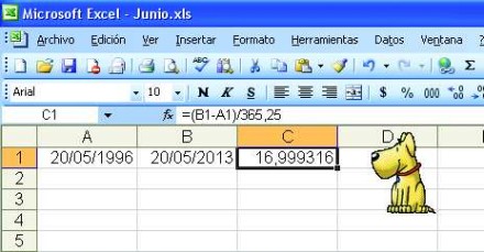 La fórmula de la celda [C1] pretende calcular los años transcurridos entre las fechas de [A1] y [B1]. El resultado debería ser 17 pero, por la irregularidad en la duración de los años, el resultado es ligeramente menor. La fórmula supone una duración promedio de 365 días y un cuarto por año.