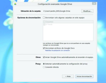 3) El tercer paso nos permite configurar todo lo que hace a Drive: la ubicación de la carpeta de sincronización, filtrar las carpetas que no queremos que se sincronicen, el inicio automático del cliente y hasta el tipo de conexión.