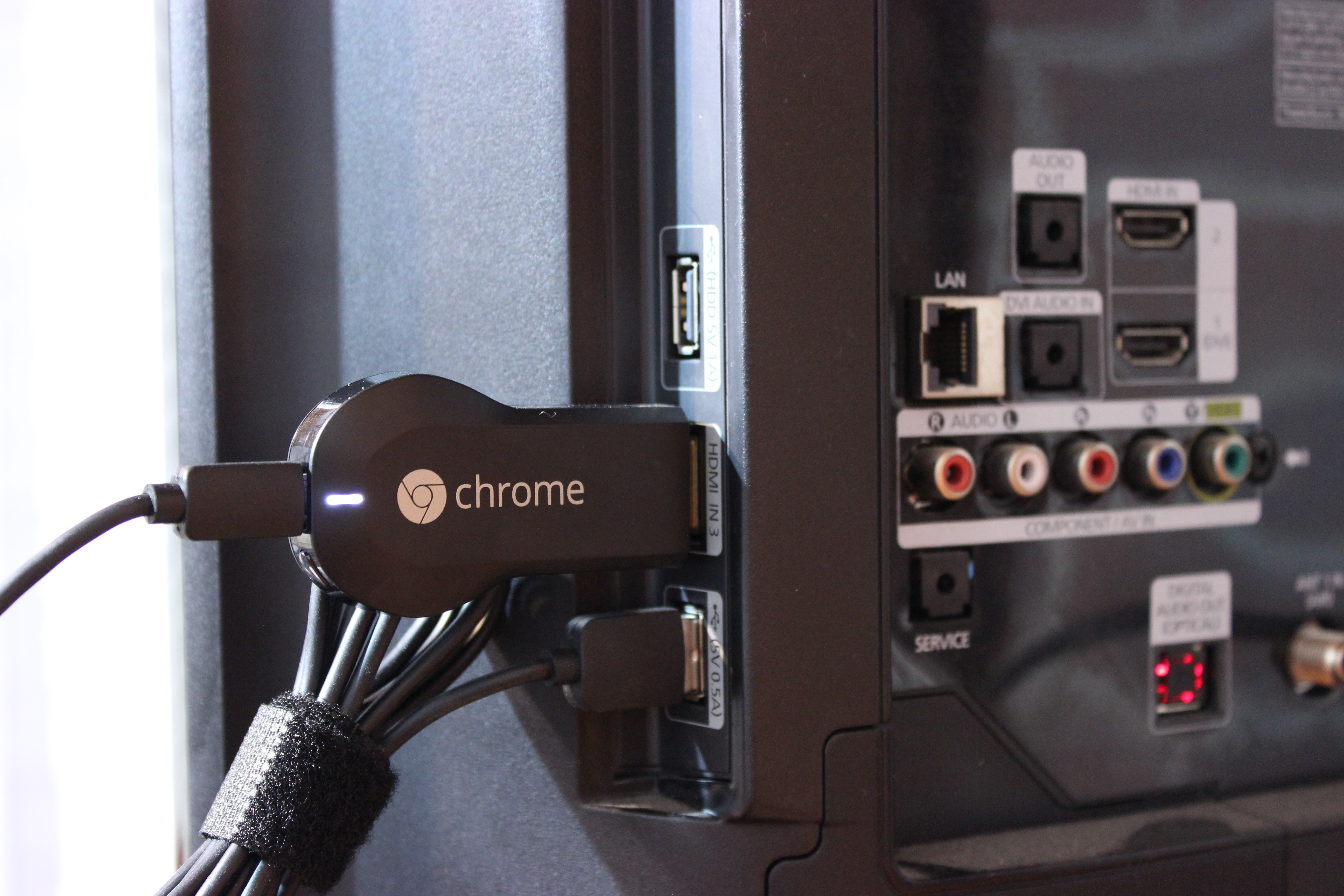 Nuevo Google Chromecast con Google TV: el dongle HDMI se independiza del  móvil, tiene Android TV y hasta mando a distancia