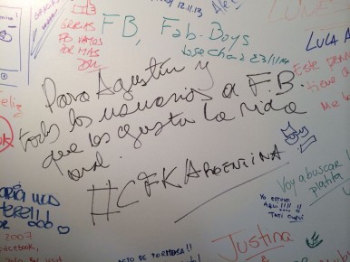 El mensaje de Cristina Fernández en el "muro" de Facebook Argentina.