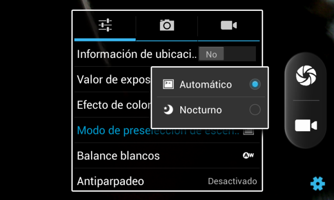 Las opciones disponibles en la aplicación de cámara son sumamente limitadas.