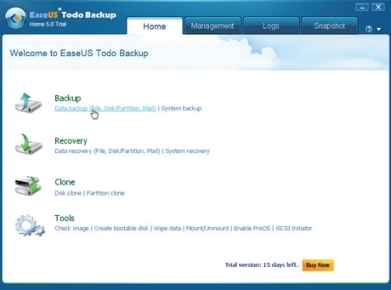 La ventana principal de Todo Backup. Hacemos clic sobre [Data Backup (File, Disk/Partition, Mail)], que se encuentra en la sección [Backup].