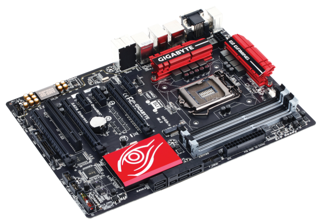 El motherboard cuenta con SATA Express y M.2, las novedades del mundo del almacenamiento.