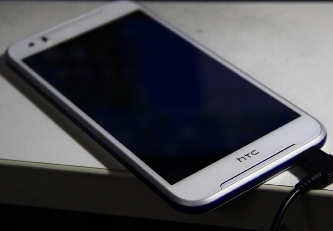 HTC Desire 830 aparece en fotografías filtradas